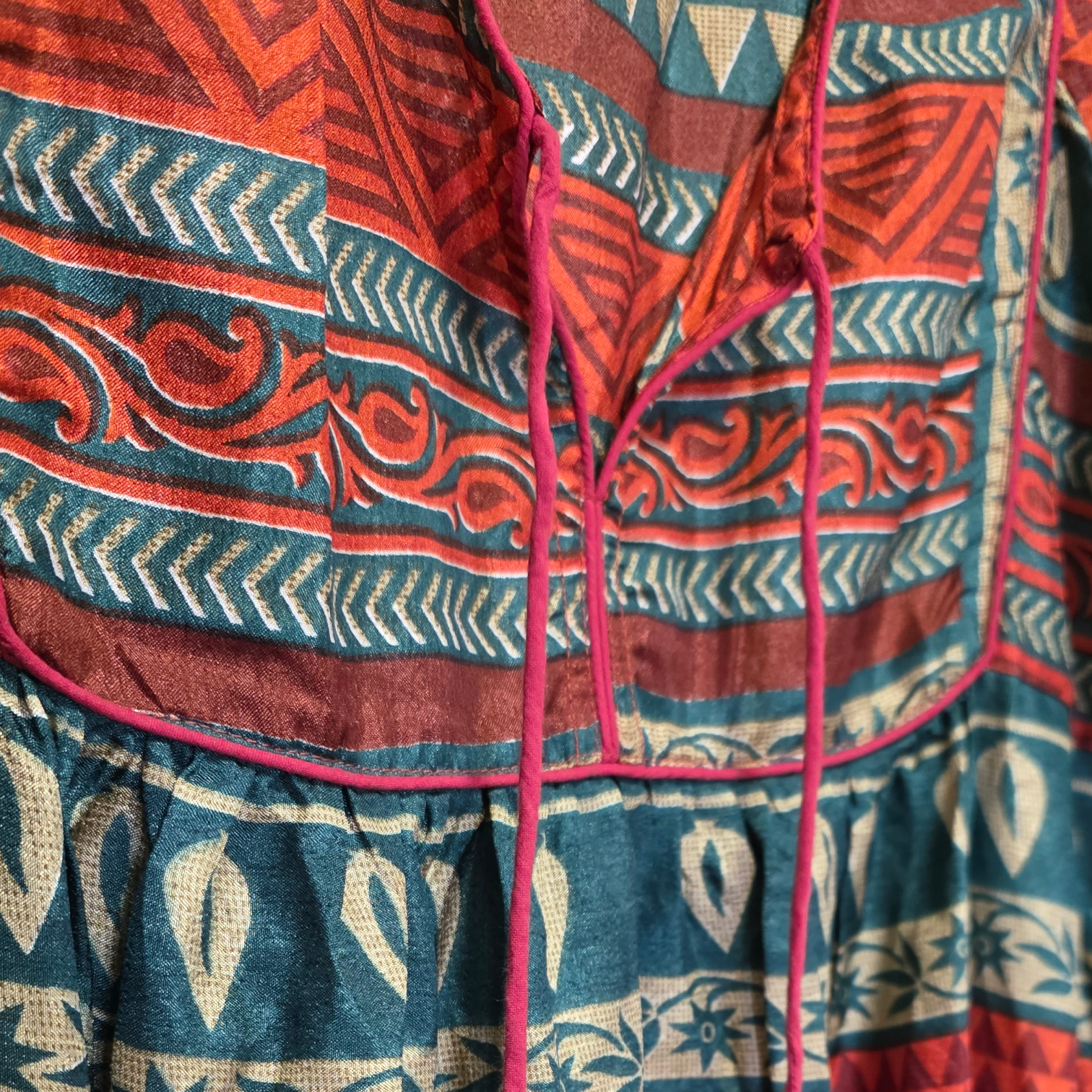 Agni oranssivihreä mekko M