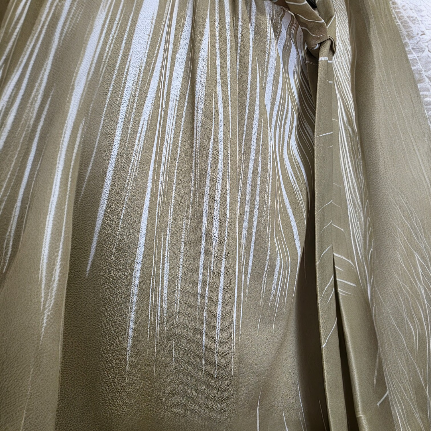 Kotimainen vintagemekko Mekkomarja 40