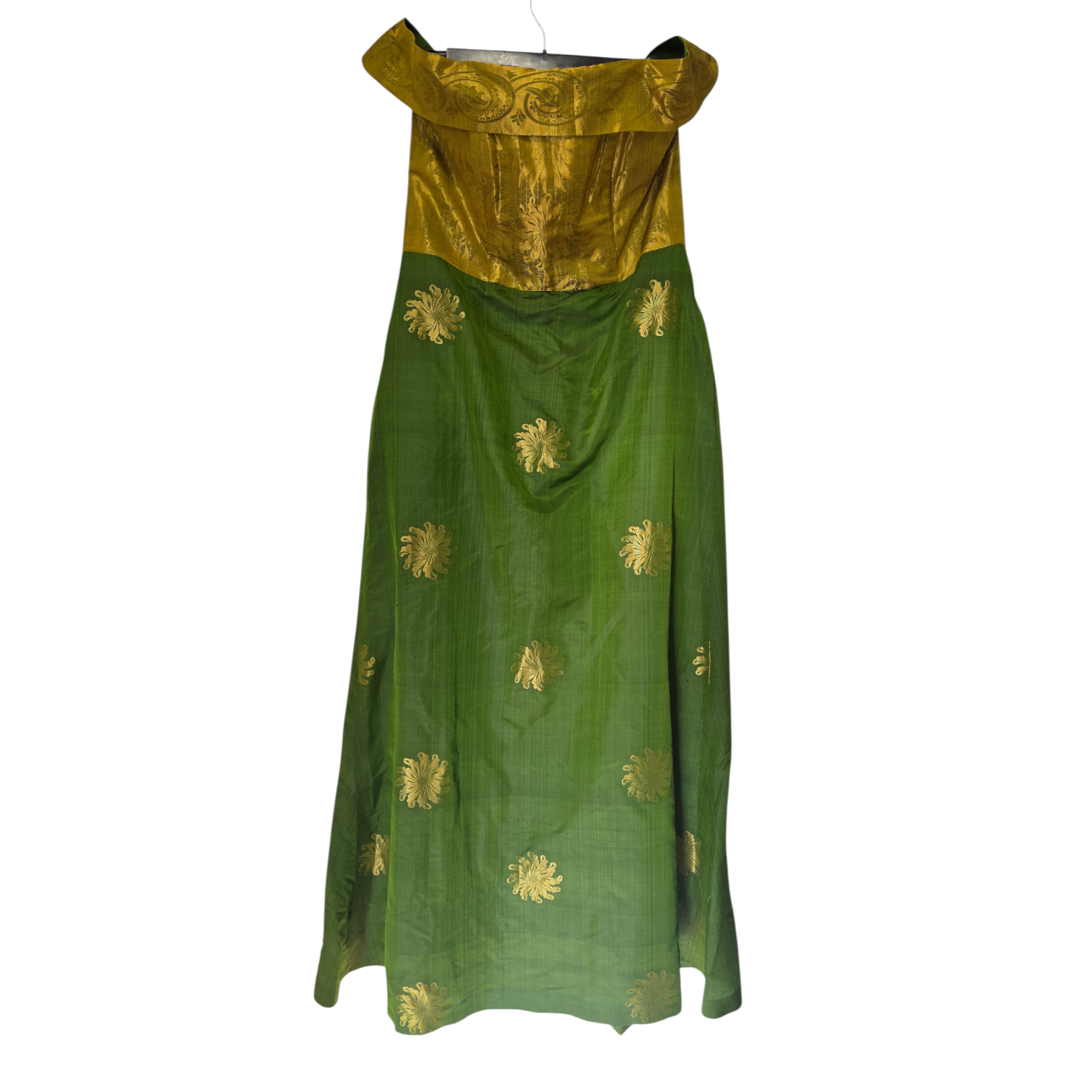 Vihreäkultainen kukallinen mekko