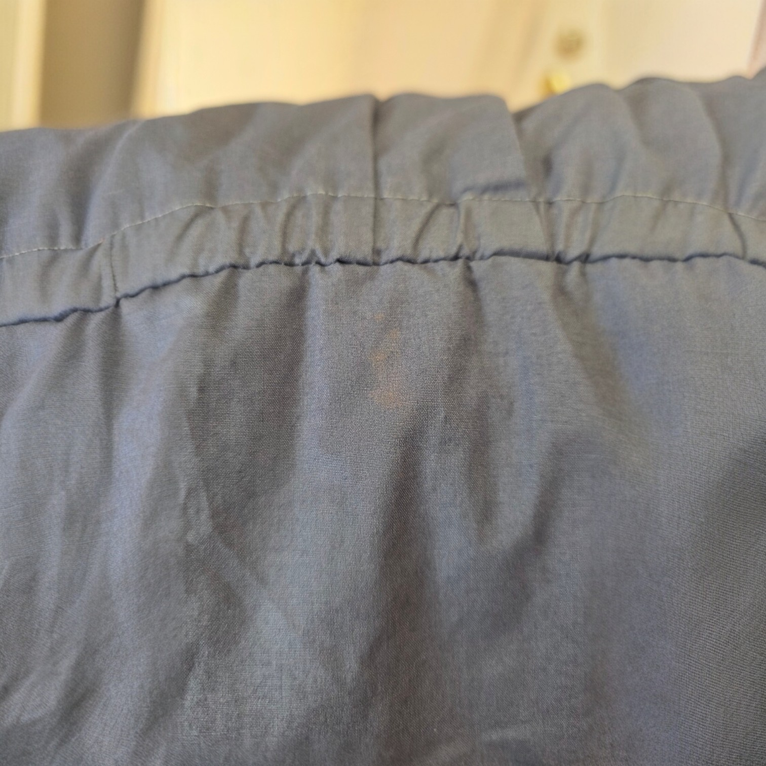 Sininen ohut haalari