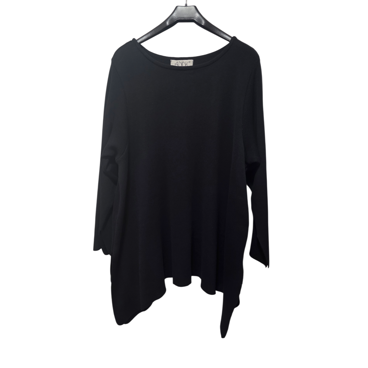 Anne Linnonmaa kotimainen musta neulepaita