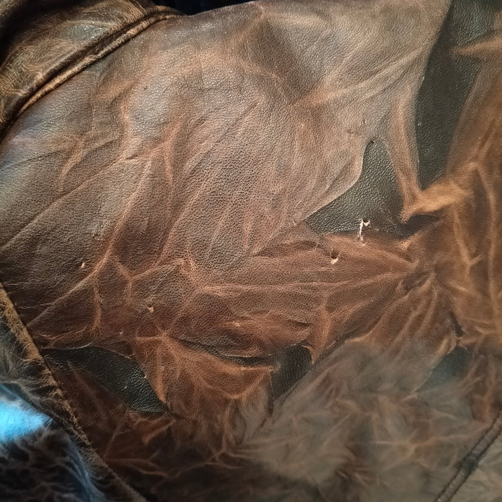 Katar-tuote ruskeakirjava nahkatakki 36